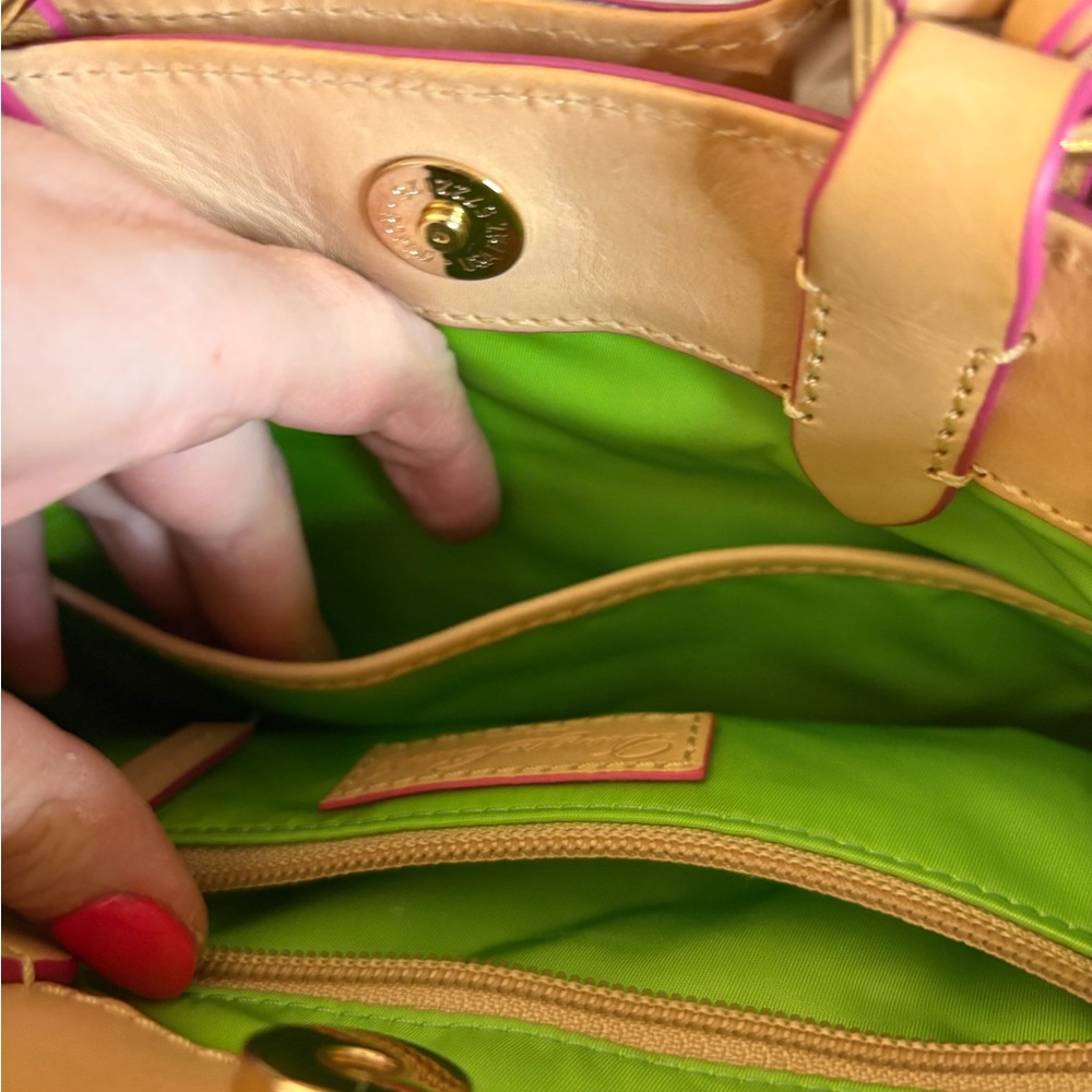 Disney Dooney & Bourke Passport Holder Exclusive- Mini Satchel- Rare Find - Picture 11 of 16
